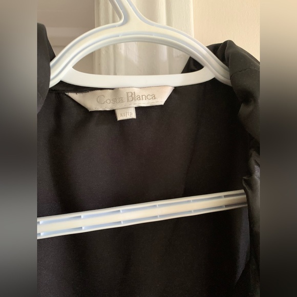 Blouse - Picture 2 of 3